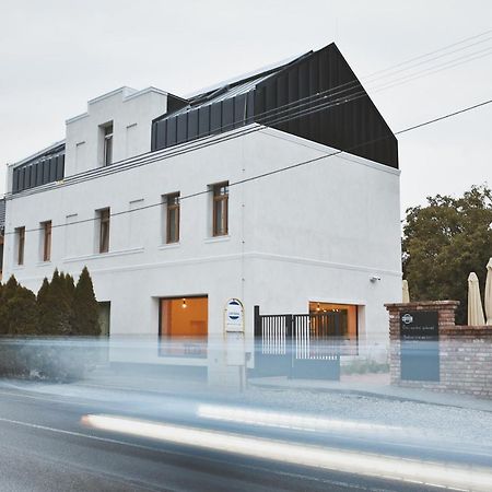 Coffein Apartments Mostkovice Εξωτερικό φωτογραφία